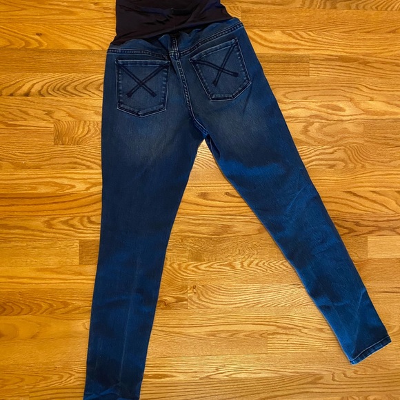 Maternity Skinny Jeans - Picture 2 of 2